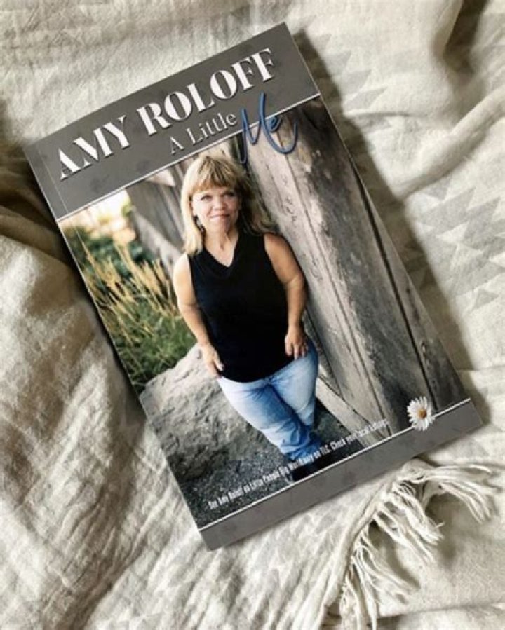 Little People star Amy Roloff is selling signed copies of her memoir as fans suspect reality show will be canceled