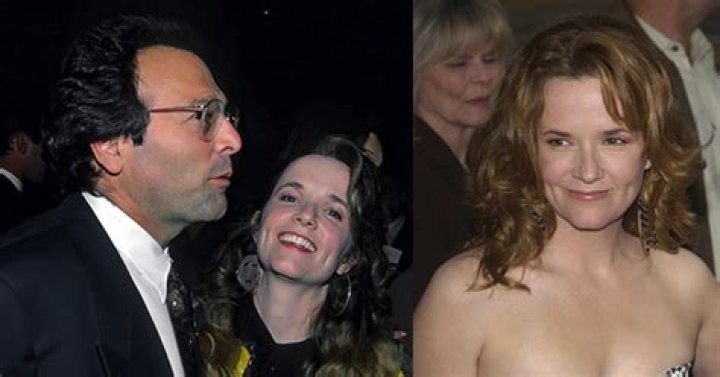 Lorraine from ‘Back to the Future‘ has a daughter who could be her twin