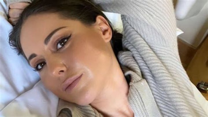 Louise Thompson back in hospital as she shares worrying symptoms that won’t go away
