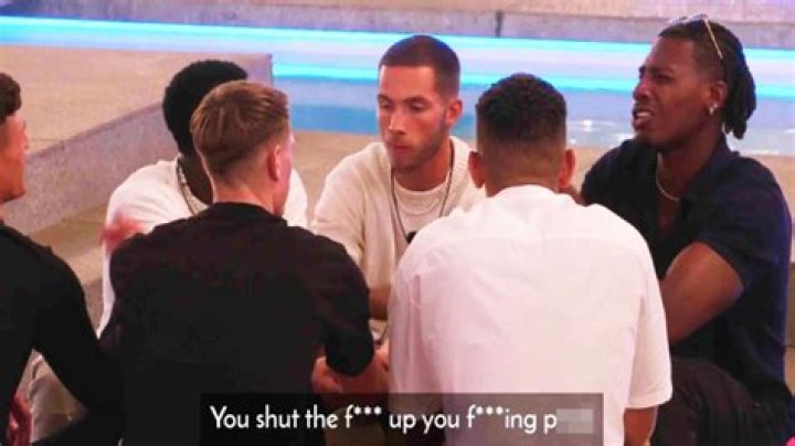 Love Island fans spot ‘clue’ about what really caused Shaq’s fight with Haris