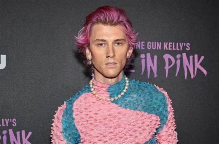 Exploring The Fascinating World Of Machine Gun Kelly's Cat