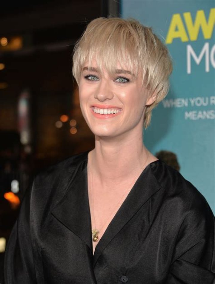 Mackenzie Davis Wiki, Biography, Net Worth, Age, Career, Relationship, Family