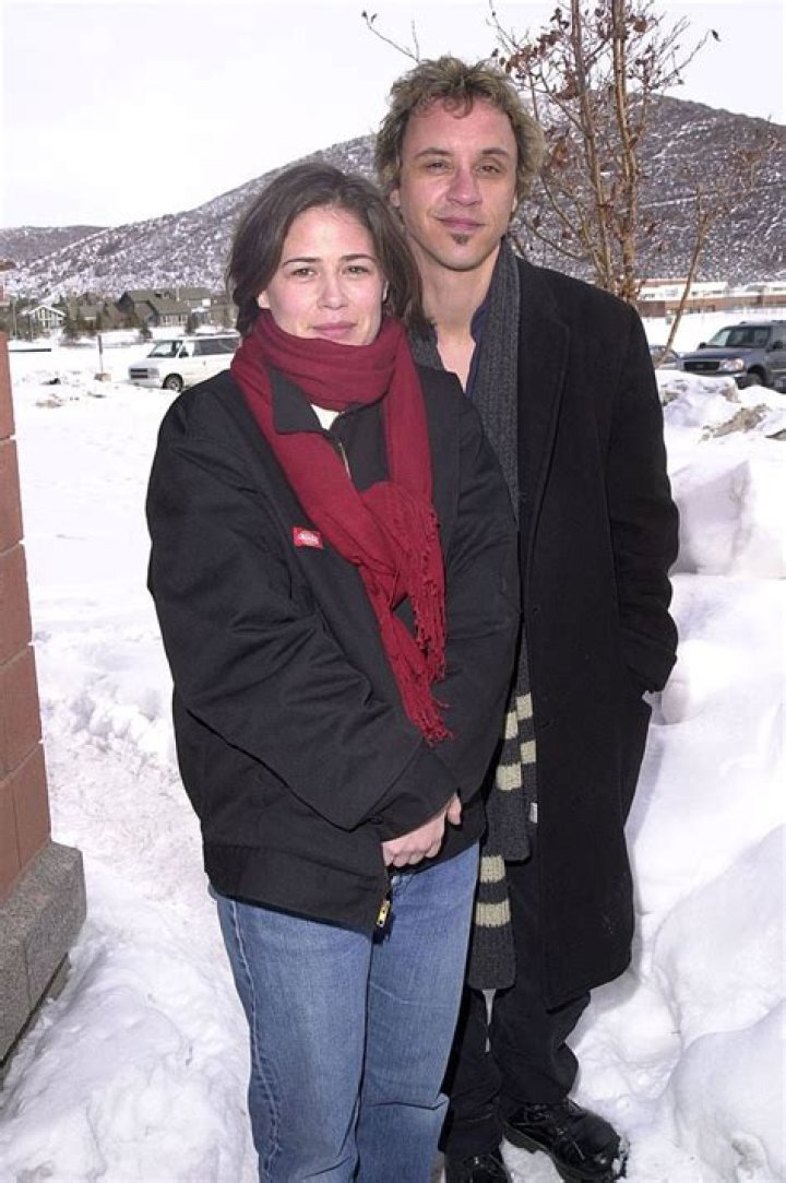 Exploring Maura Tierney's Relationships: A Deep Dive Into Her Romantic Life