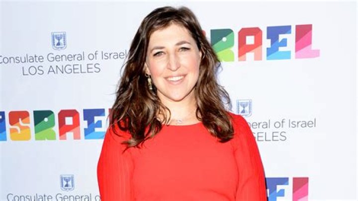 Mayim Bialik ‘Builds Up’ Her Ex-Husband Michael Stone