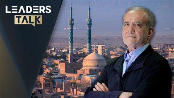 Mena Massoud Net Worth, Age, Wiki, Biography, Relationship, Wife, Dating, Ethnicity, Height & Facts