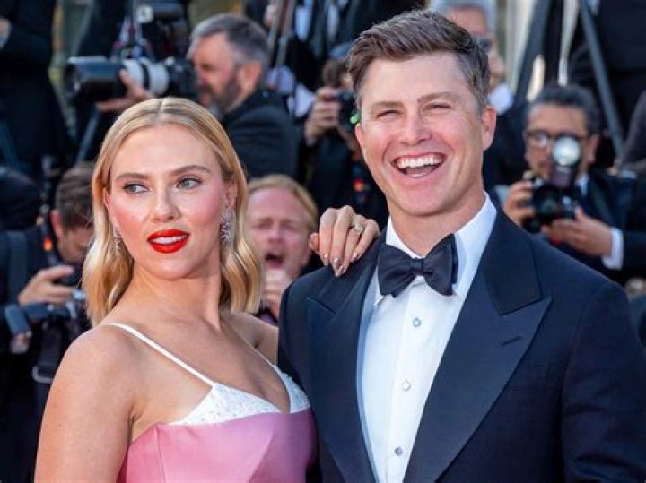 Michael Che Dishes on Colin Jost’s Wedding to Scarlett Johansson