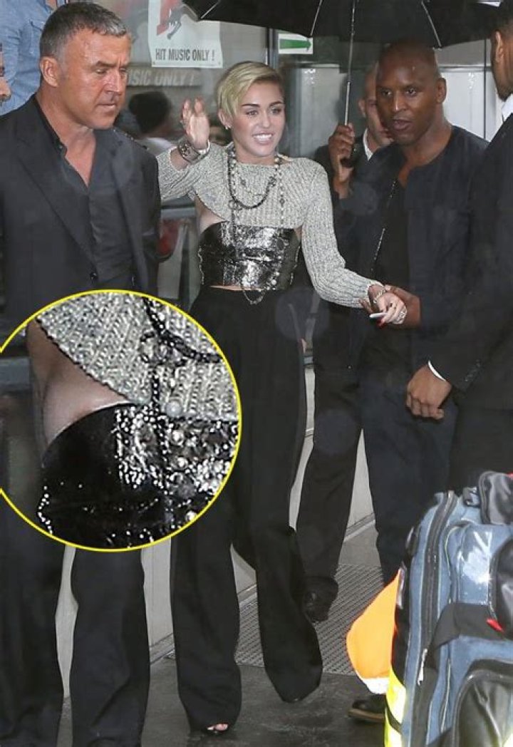Miley Cyrus Risks a Nip Slip 'SNL': Twitter Reacts