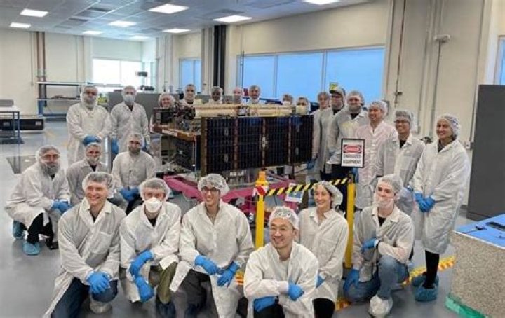 Momentus preparing for Vigoride thruster test as it ships next vehicle