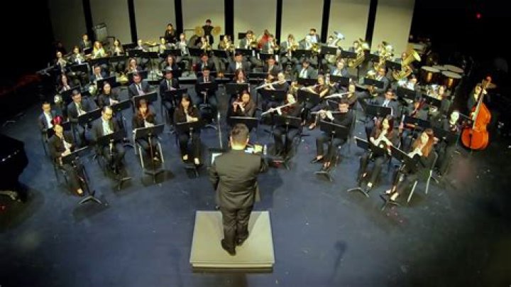 Mulan Dallas: The Rising Star Of Contemporary Art