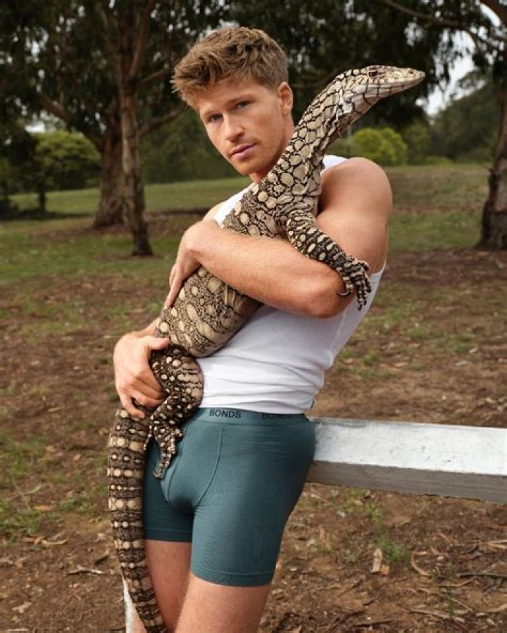 I’m a mum-of-16, live in a mansion & buy £51k cars for my teen kids - just a few years ago I was so poor I had SIX jobs