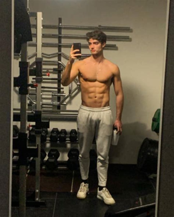 Nathan Kress: The Journey To His Impressive Abs