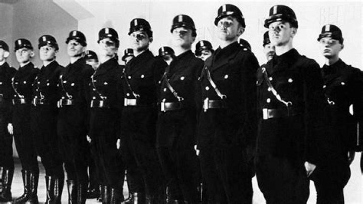 Nazi's Are Discovering the Multiverse; Watch the First Season Three Teaser for The Man In The High Castle