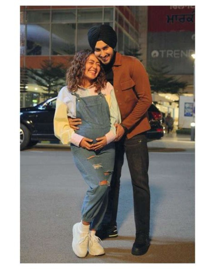 Neha Kakkar pregnant expecting first child husband Rohanpreet Singh Bigg Boss OTT Tony Kakkar Kanta Laga record – India TV