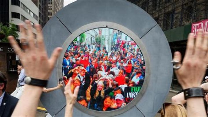 Unveiling The Mystery Of The New York Portal Flasher