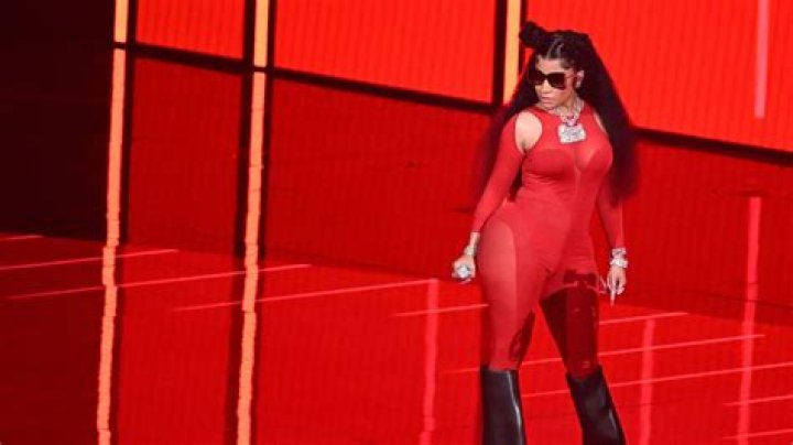 Nicki Minaj Flaunts Curvaceous Bikini Body in Revealing Shots: Picture