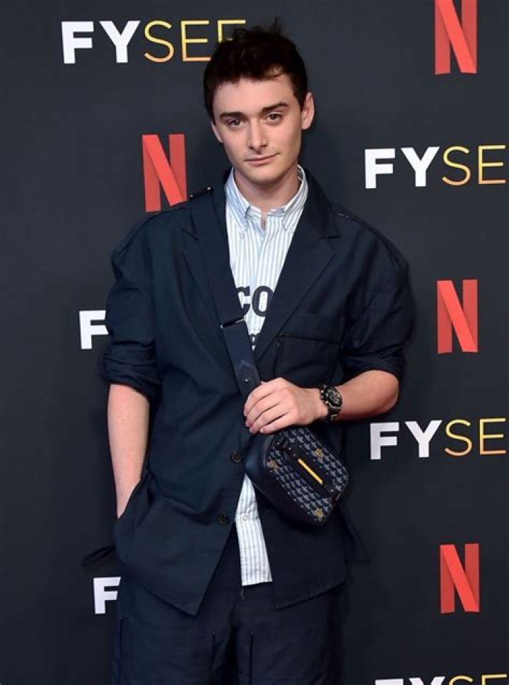 Noah Schnapp: Will Is 'Center Point' in 'Stranger Things' Season 5