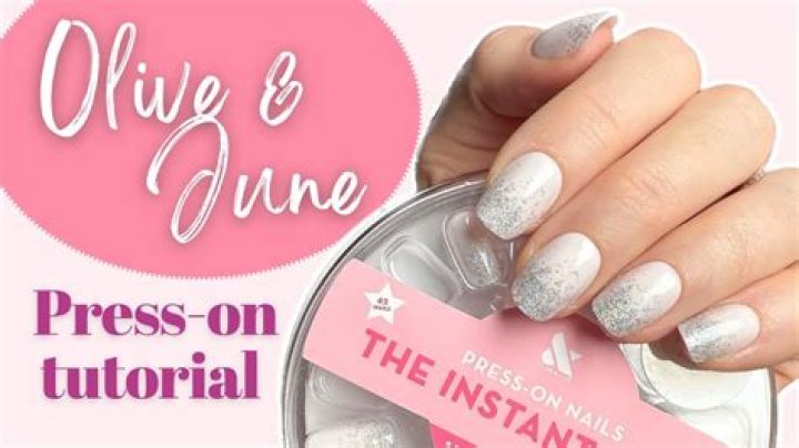 These Are the Perfect Press-On Valentine’s Nails