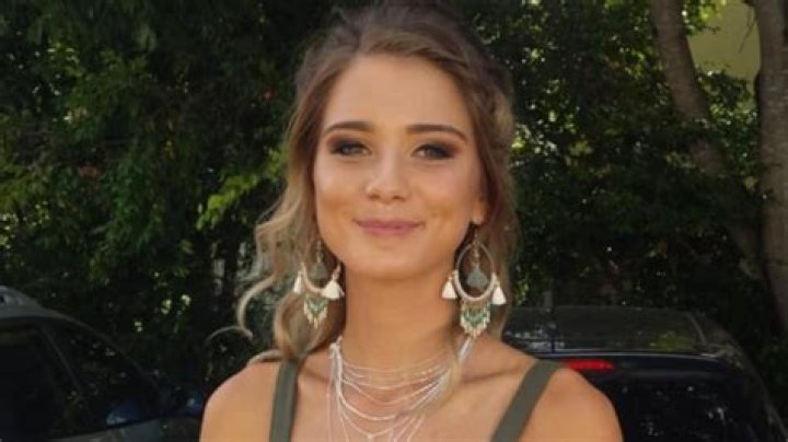 Unveiling The Charismatic Journey Of Olivia Harlow