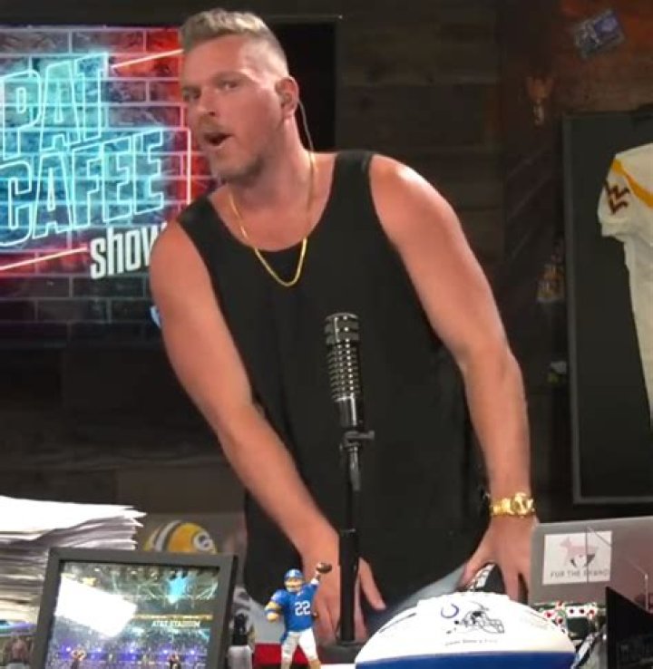 Pat McAfee calls Joe Burrow an 'Ohio f**k' live on his show and the Bengals' star gives a brilliant response