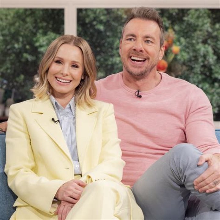 Paula Deen Cries on Today, Kristen Bell Proposes to Dax Shepard