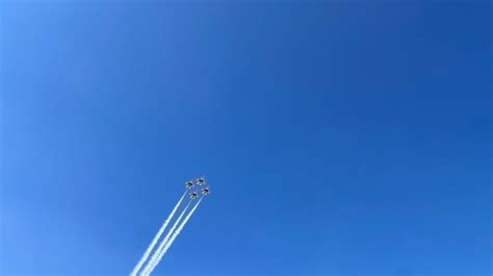 Pilots discuss Gowen Thunder Airshow