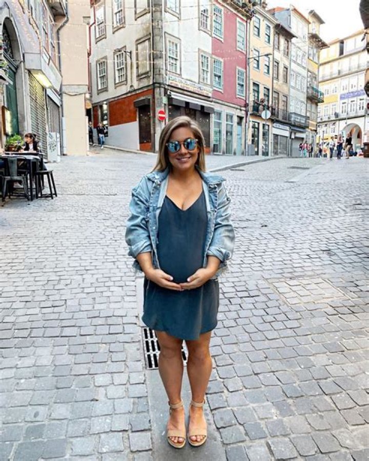 Pregnant Shawn Johnson, Andrew East’s Portugal Babymoon