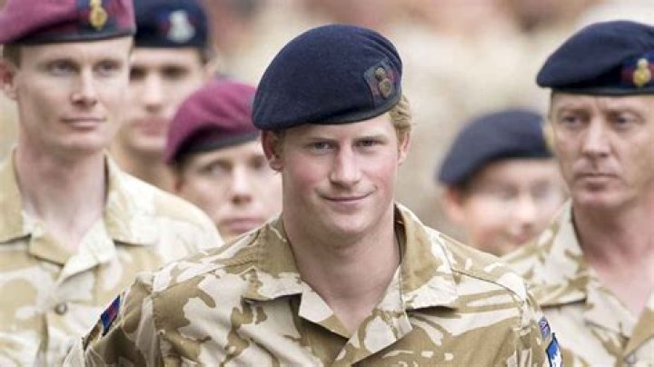 Prince Harry Meets 2023 Invictus Games Volunteers in Dusseldorf: Photo
