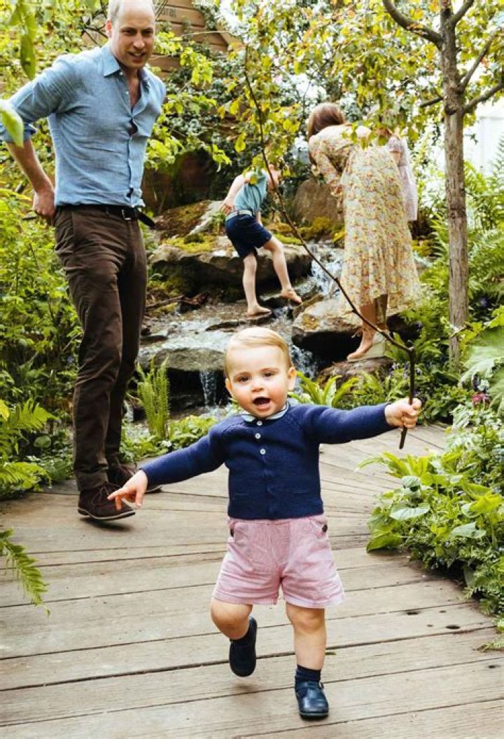 Prince William, Duchess Kate, Kids Play in Chelsea Flower Show Garden