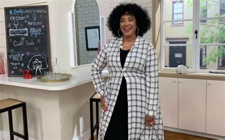 QVC Leah Williams Husband James Logan: A Deep Dive Into Their Life Together