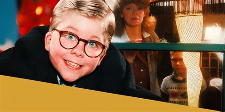People are only just realizing Ralphie from A Christmas Story is also in Elf - did you spot him?