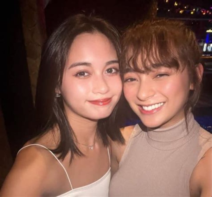 Raval Sister: The Rising Stars Of Social Media