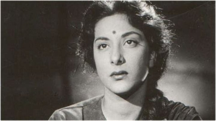 Remembering legendary actress Nargis Dutt on her death anniversary – India TV