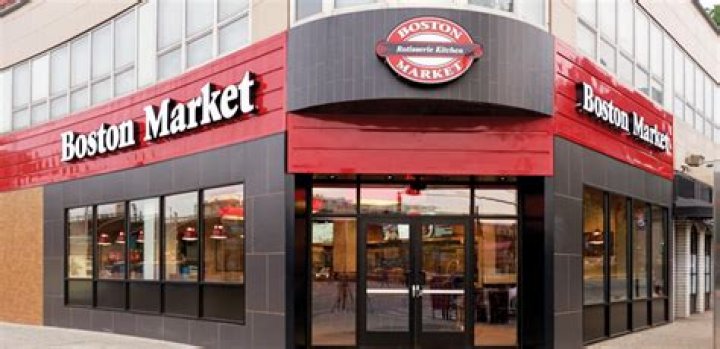 Beloved restaurant chain with over 300 location closes last store in key state - employees said it got ‘worse and worse’