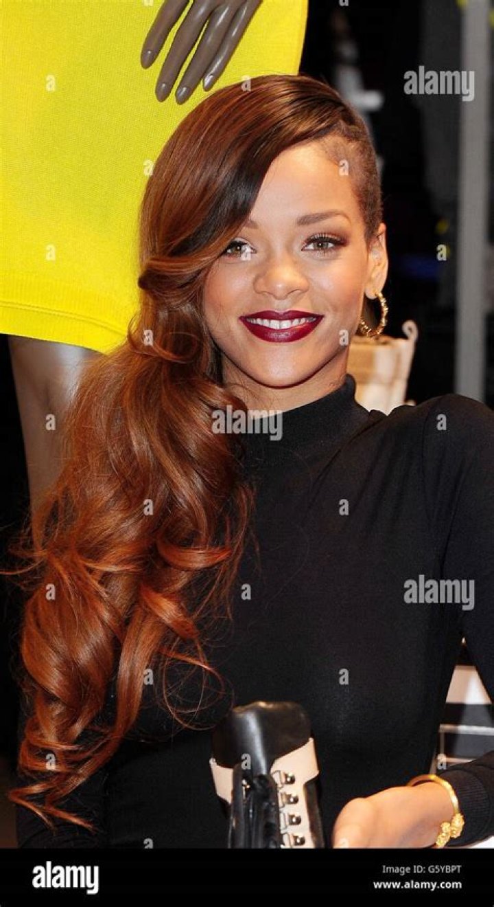 Rihanna River Island – Christmas 2013 Collection Photos (Glamour.com UK)