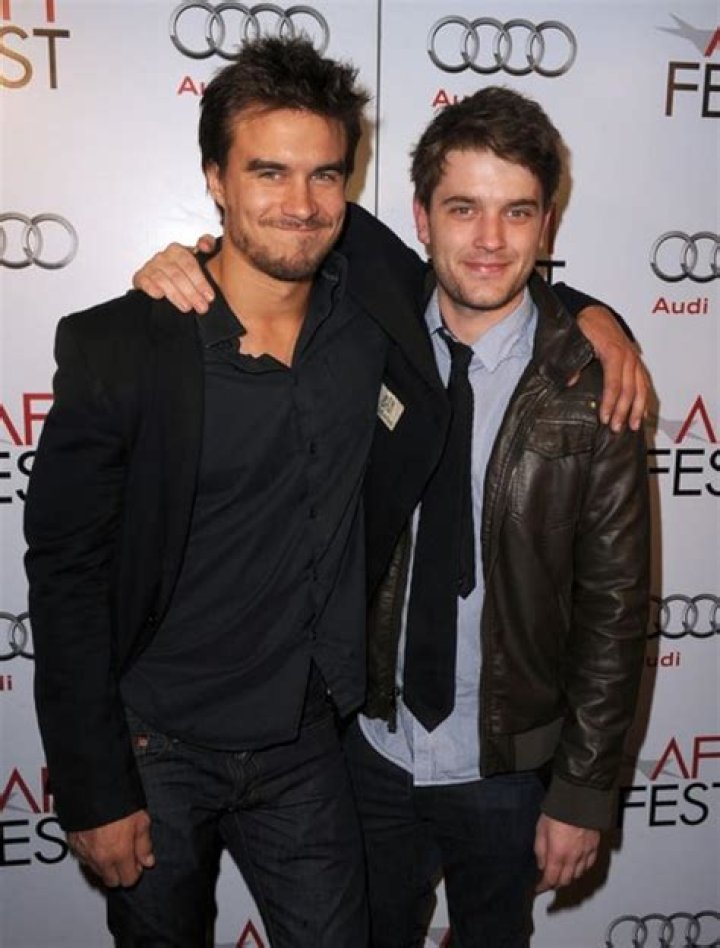 Exploring The Life Of Rob Mayes And His Partner