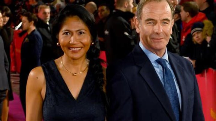 Who is Robson Green’s girlfriend Zoila? – The US Sun