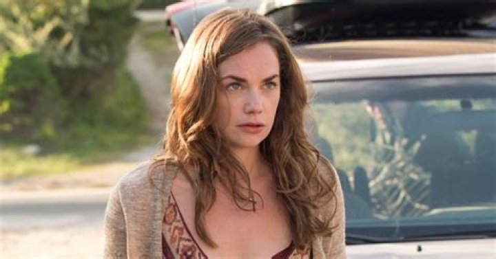 Ruth Wilson Talks Mysterious 'Affair' Exit: 'I Didn't Feel Safe'
