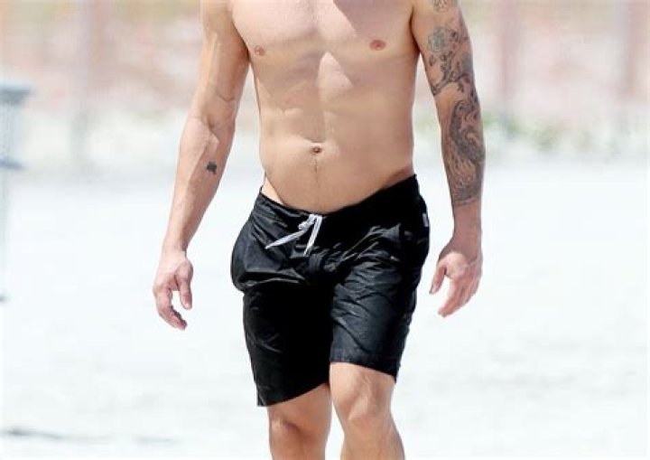 Ryan Phillippe Looks Ripped Shirtless, Hits Beach In Miami: Pictures