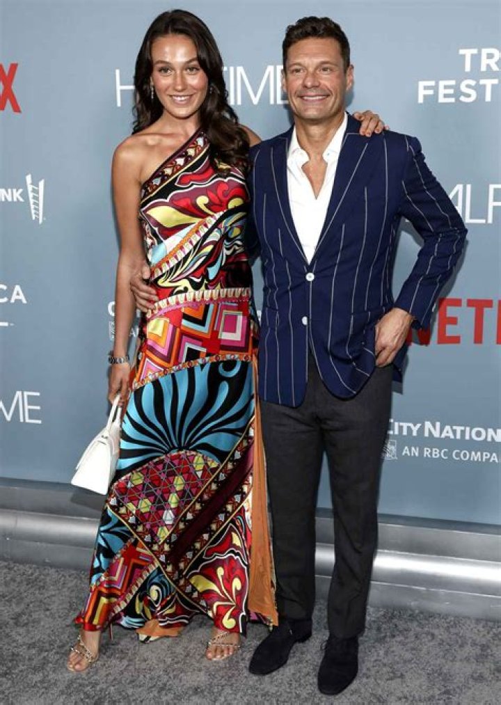 Ryan Seacrest, Girlfriend Aubrey Paige Make Red Carpet Debut: Photos