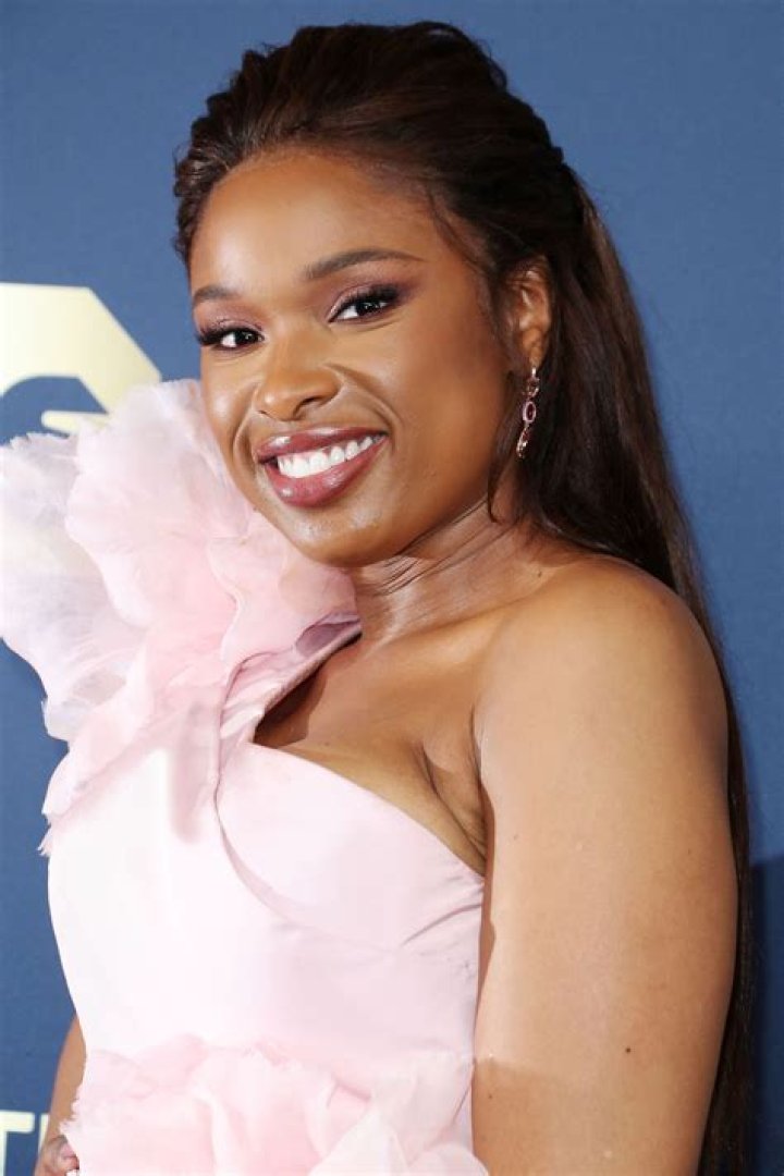 SAG Awards 2022: Jennifer Hudson Hair Breakdown