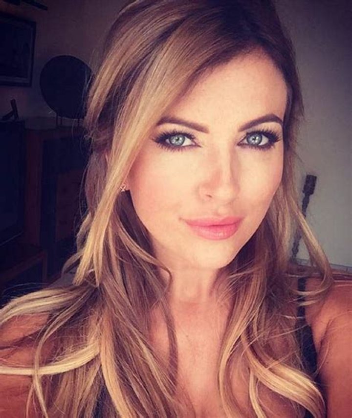 Unveiling The Allure Of Samantha Cooke: A Model With A Unique Flair