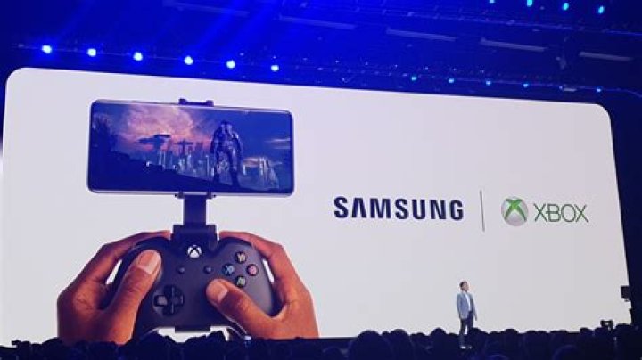 Samsung Galaxy Note 20 lets you plug in an Xbox controller for ultimate mobile gaming experience with Xbox Games Pass