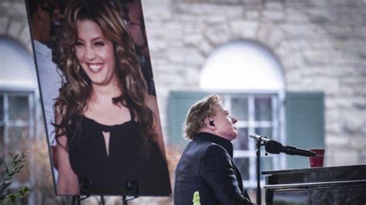 Sarah Ferguson Reacts to Friend Lisa Marie Presley’s Death