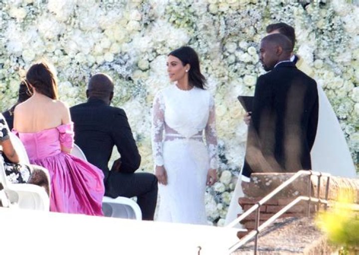 See Kim Kardashian, Kanye West's Wedding Invite: Top 5 Stories