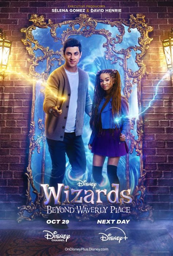 Selena Gomez, David Henrie Have Mini 'Wizards of Waverly Place' Reunion