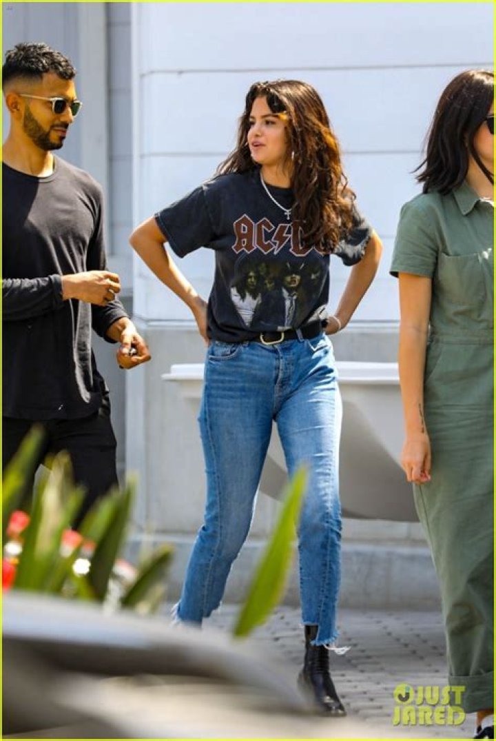 Selena Gomez Pairs Bikini With Overalls and Fendi Bag: Photos