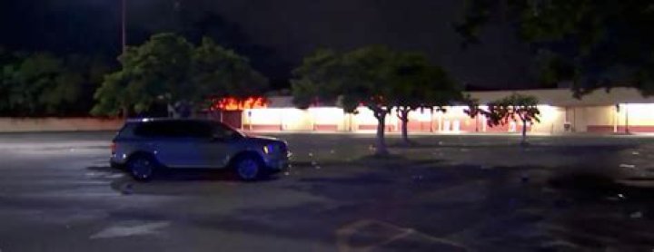 Shooting at Sexyy Red and Sukihana music video shoot leaves one dead after fans ran from gunfire at Florida flea market