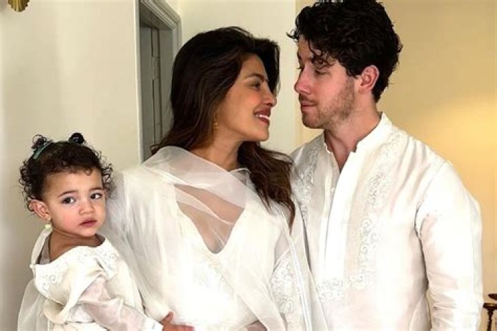 Shahid Kapoor gives relationship advice to ex-girlfriend Priyanka Chopra and husband Nick Jonas – India TV
