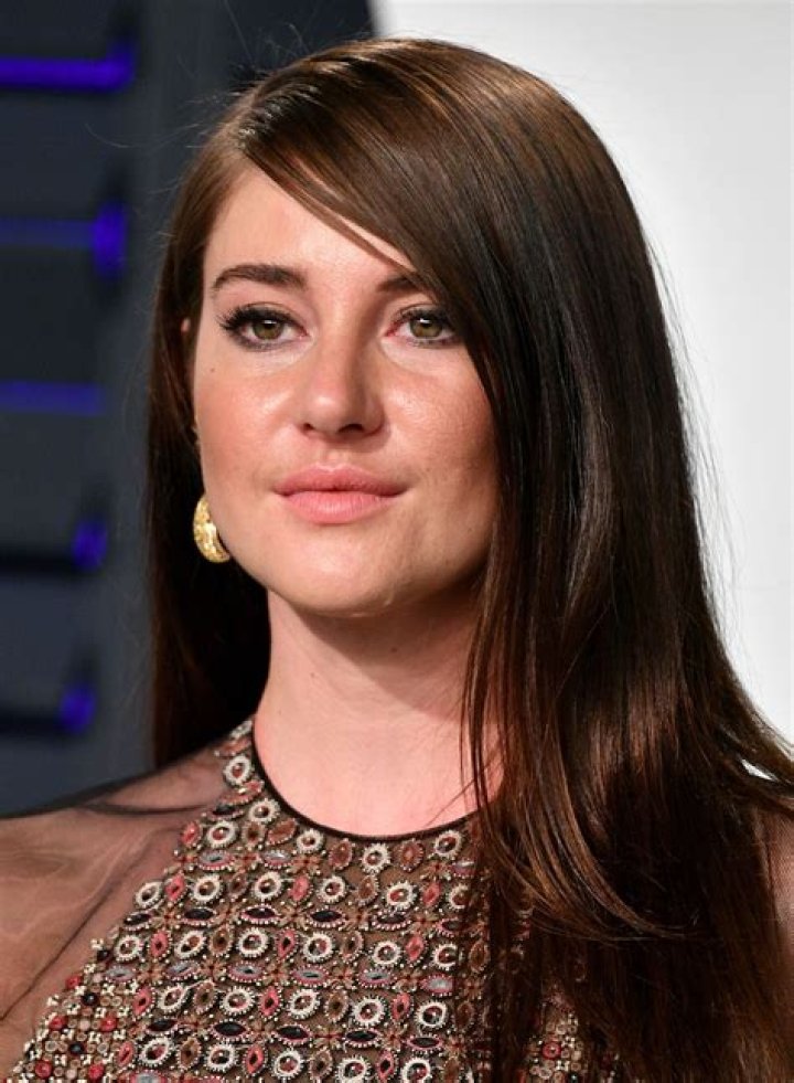 Shailene Woodley Ethnicity, Nationality, Race, Family, Body measurements, career