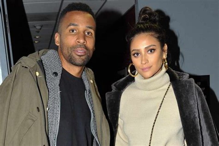 Shay Mitchell, Matte Babel Disagree on Birth Plan Ahead of Baby No. 1